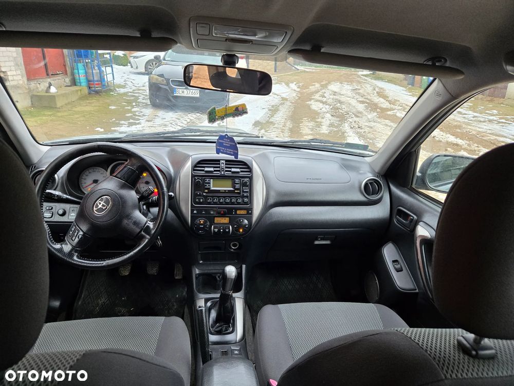 Toyota RAV4 2.0 D-4D 4x4 - 9