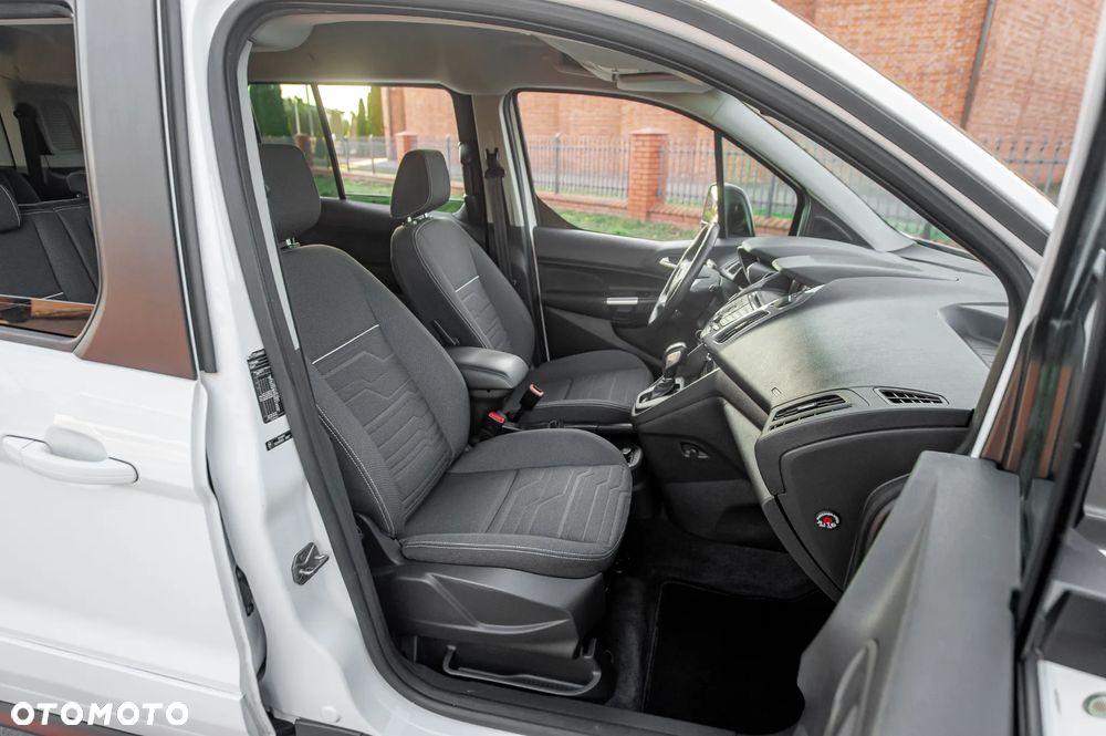 Ford Tourneo Connect - 23