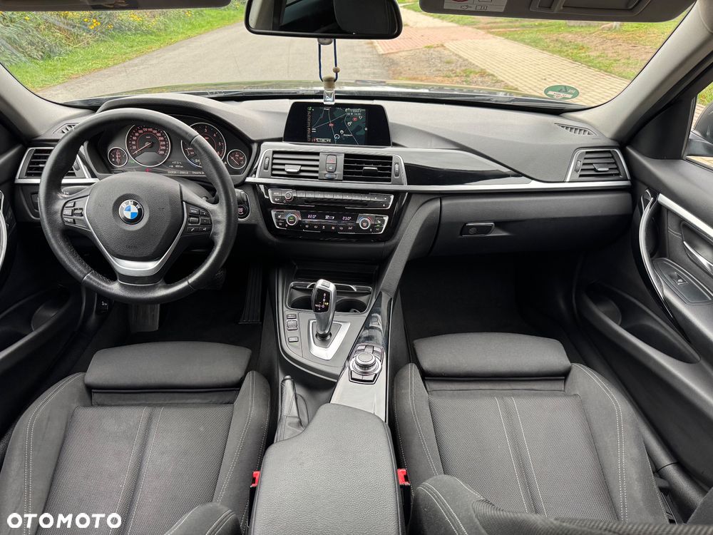 BMW Seria 3 320d Sport Line - 19