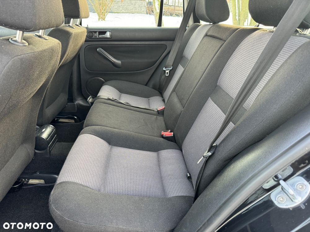 Volkswagen Golf 1.4 16V Trendline - 18