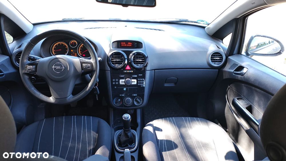 Opel Corsa 1.4 16V Innovation 110 Jahre - 7