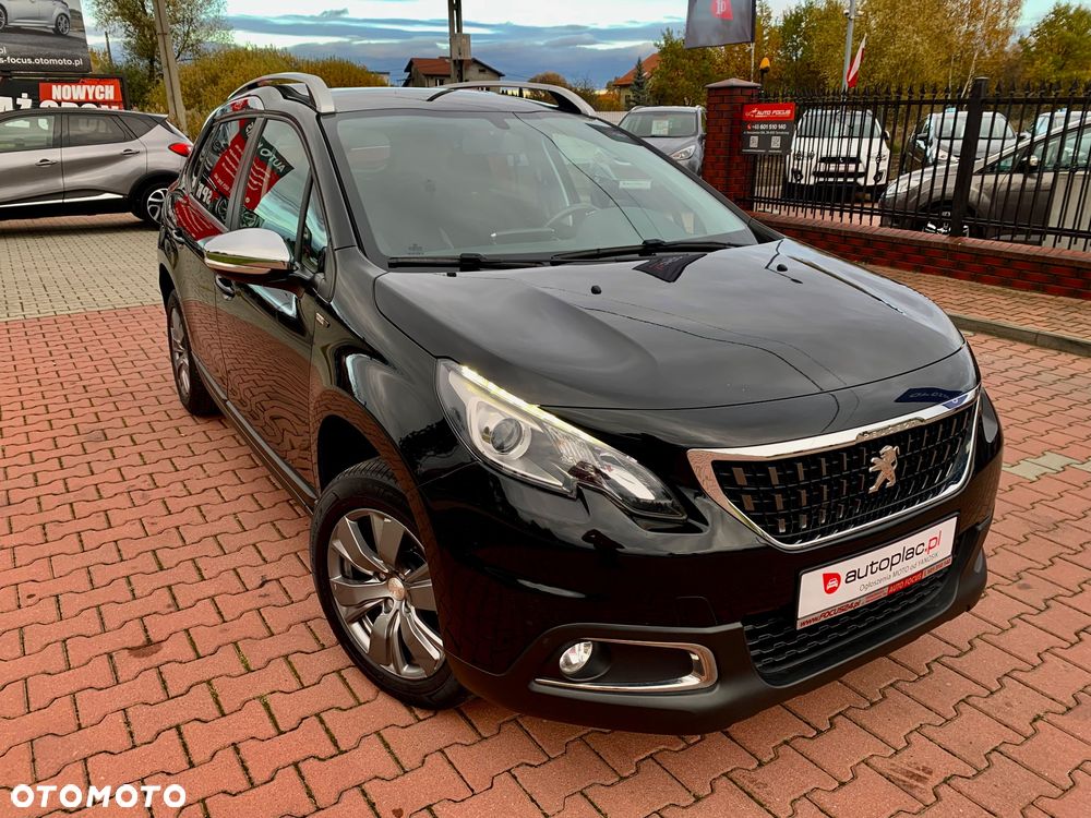 Peugeot 2008 1.2 Pure Tech Style EU6 - 3