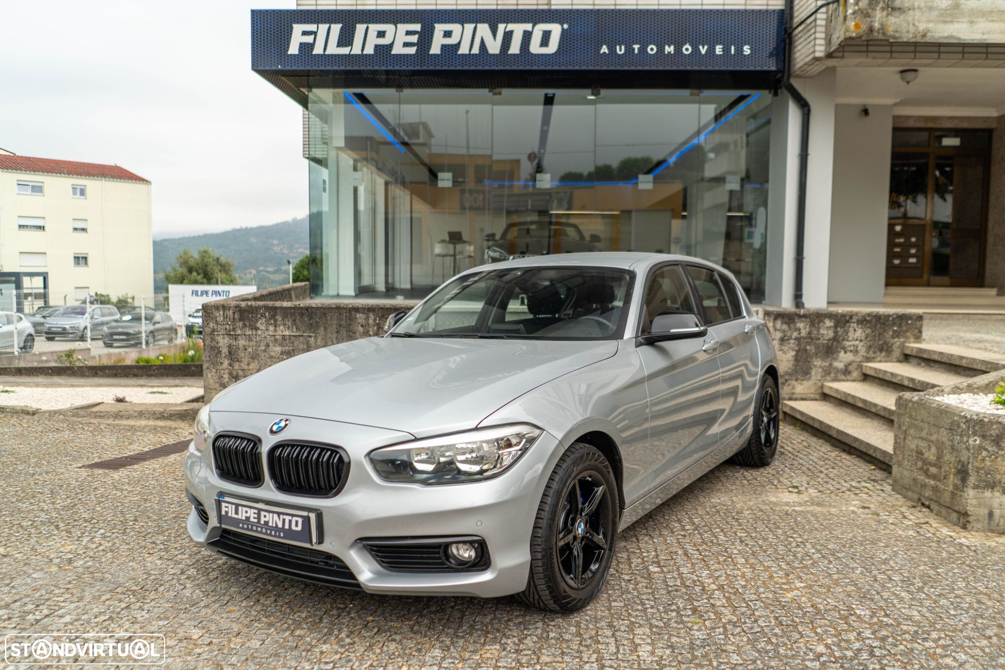 BMW 116 i Advantage - 1