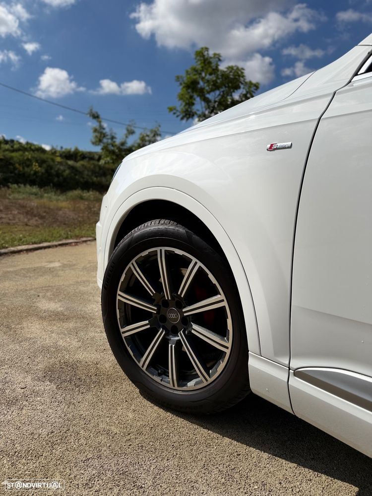 Audi Q7 3.0 TDI quattro S-line Tiptronic - 11