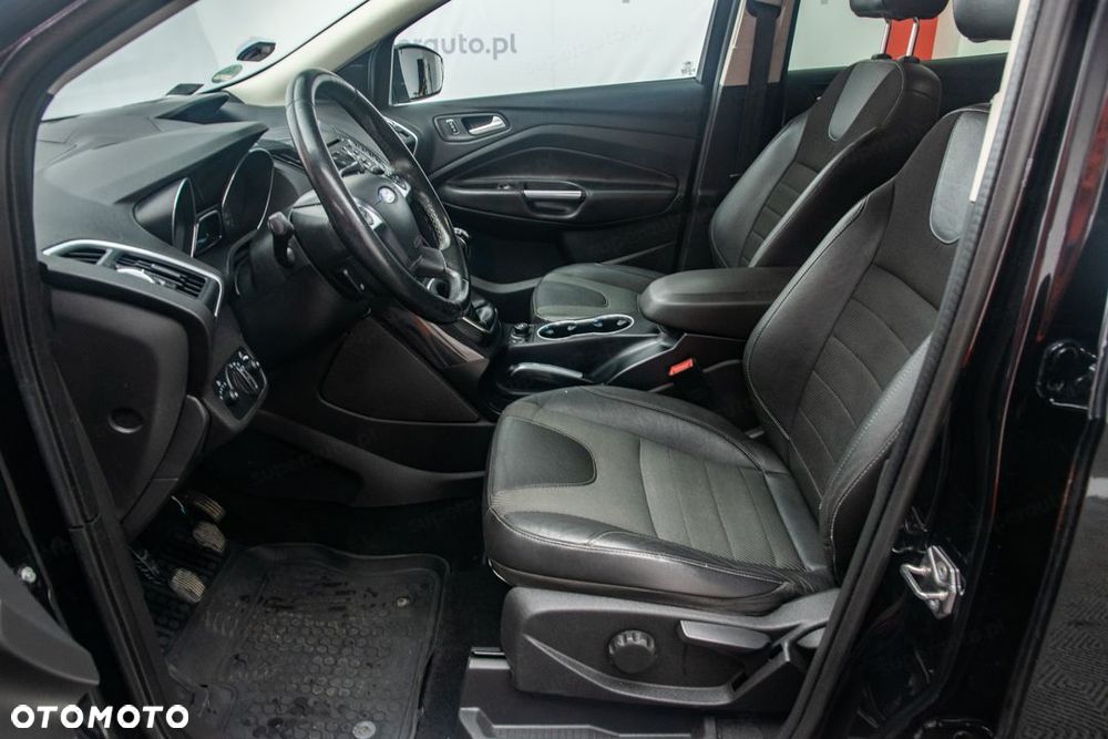 Ford Kuga 2.0 TDCi 4WD Titanium - 14