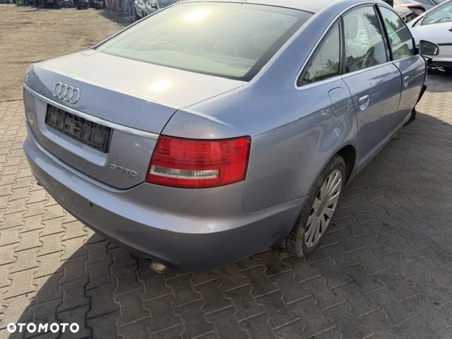 Błotnik lewy Audi A6 C6 LY7H - 11