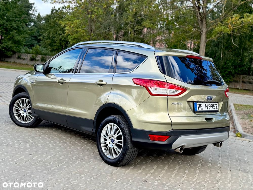 Ford Kuga 2.0 TDCi 4x4 Titanium - 27