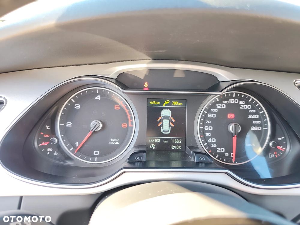 Audi A4 Avant 2.0 TDI Quattro - 18