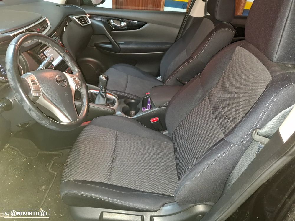 Nissan Qashqai 1.5 dCi N-Connecta - 21