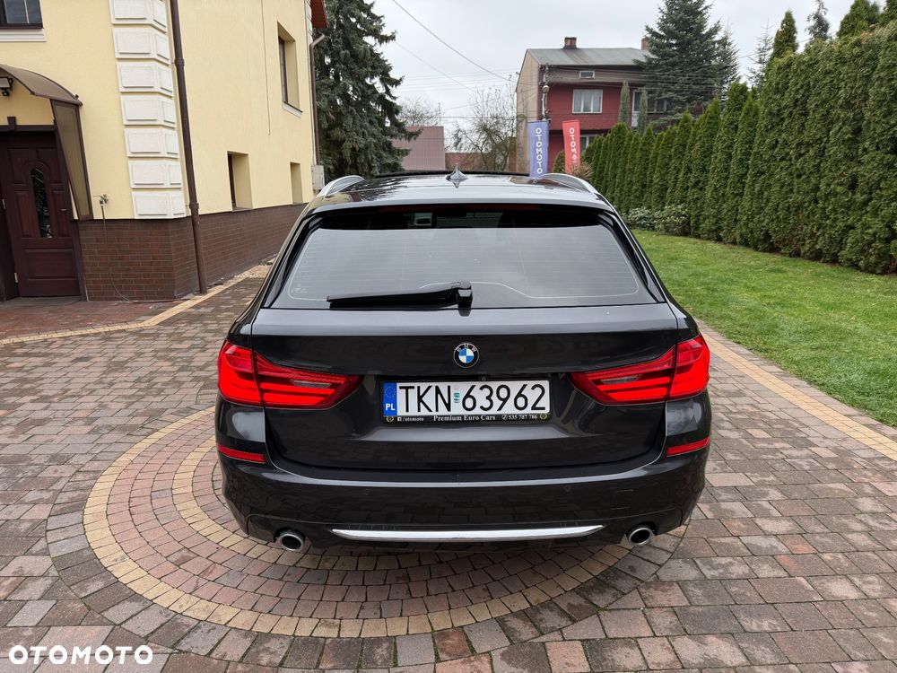 BMW Seria 5 520d Luxury Line - 14