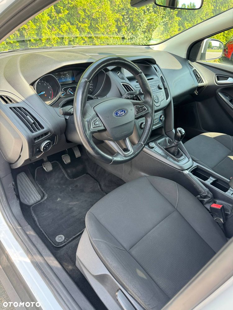 Ford Focus 1.0 EcoBoost Active - 17