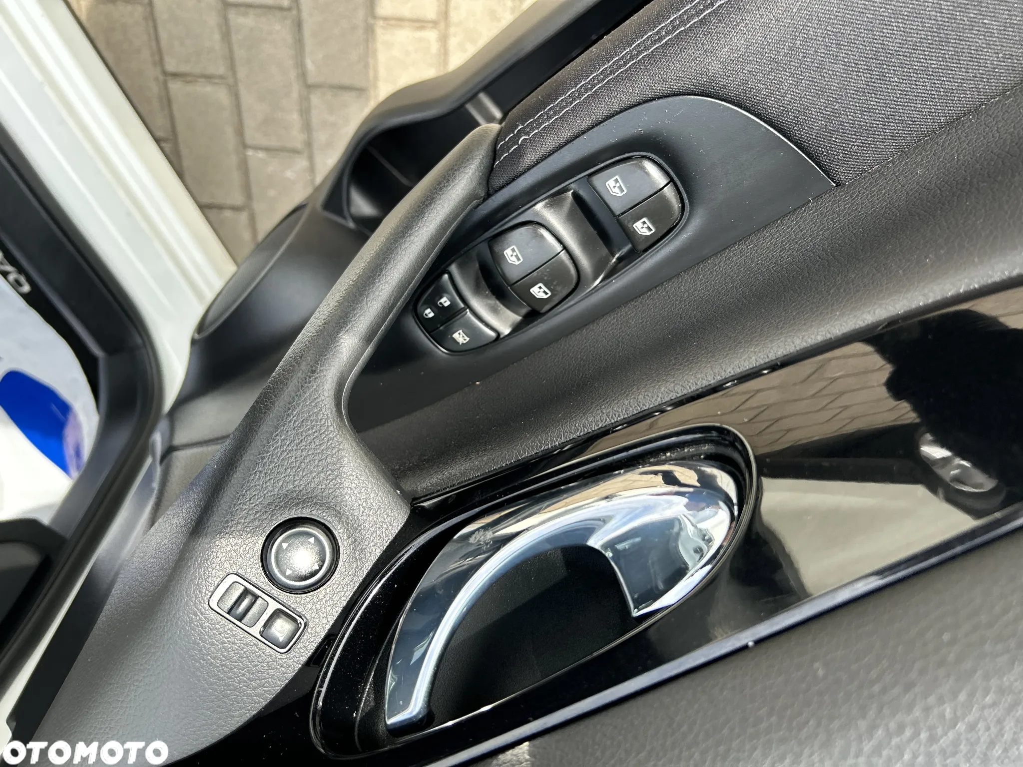 Nissan Qashqai 1.2 DIG-T N-Vision - 18