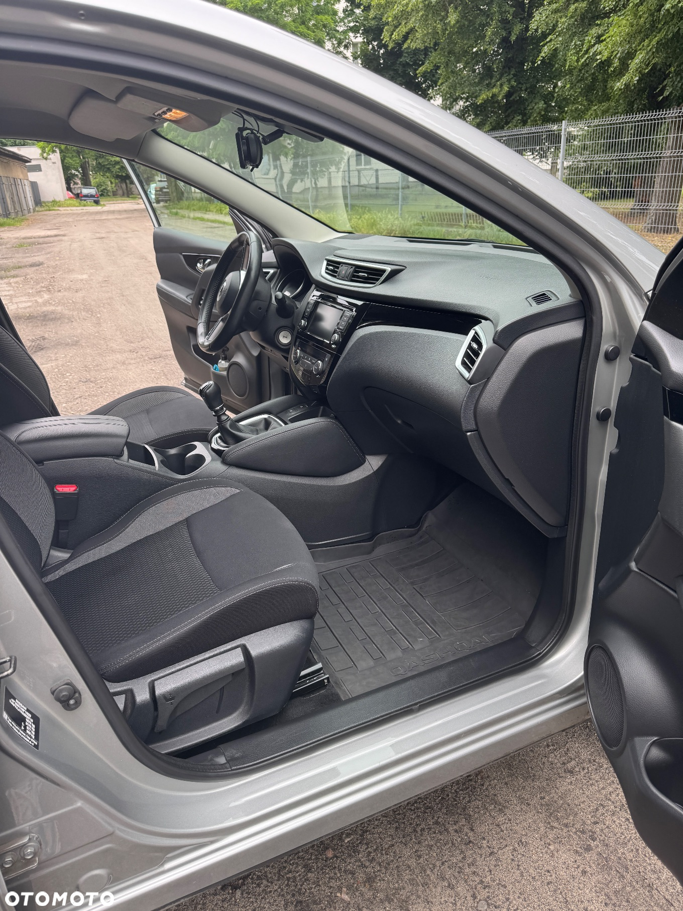 Nissan Qashqai 1.3 DIG-T Acenta - 12