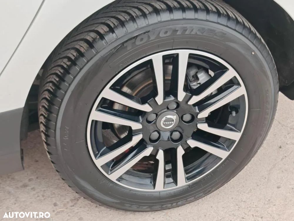 Volvo V40 Cross Country D2 Geartronic Summum - 23