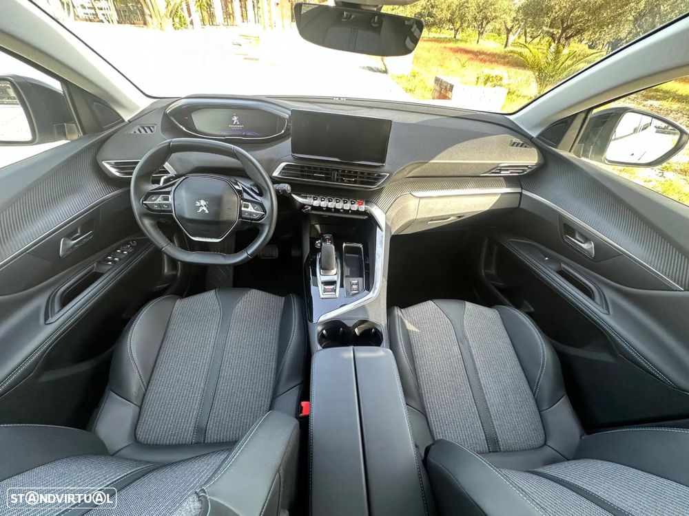 Peugeot 3008 1.6 Hybrid Allure e-EAT8 - 17