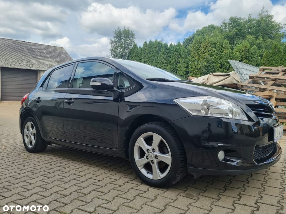 Toyota Auris 1.6 Premium + - 27
