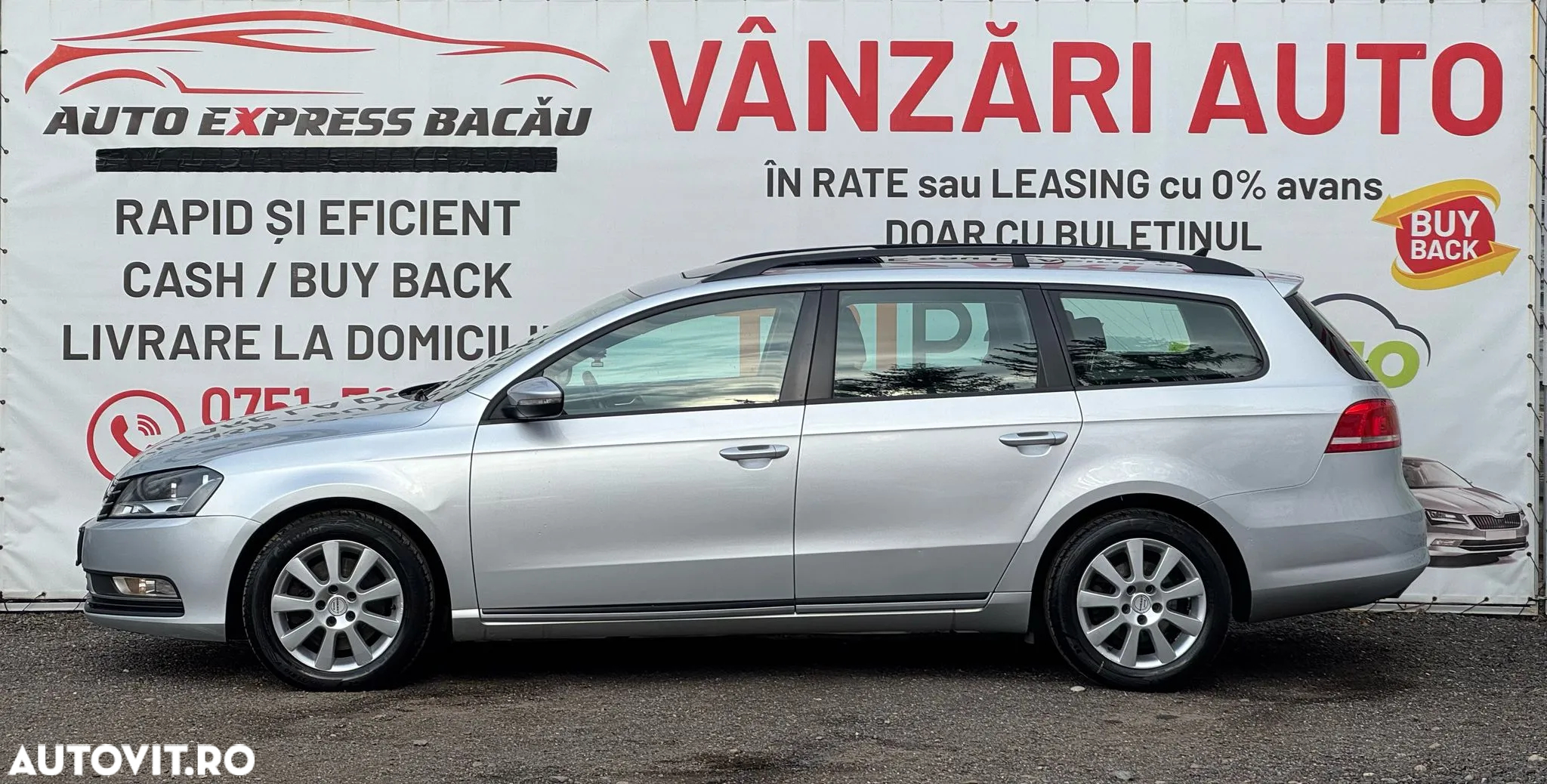 Volkswagen Passat Variant 2.0 TDI Blue TDI Comfortline - 16