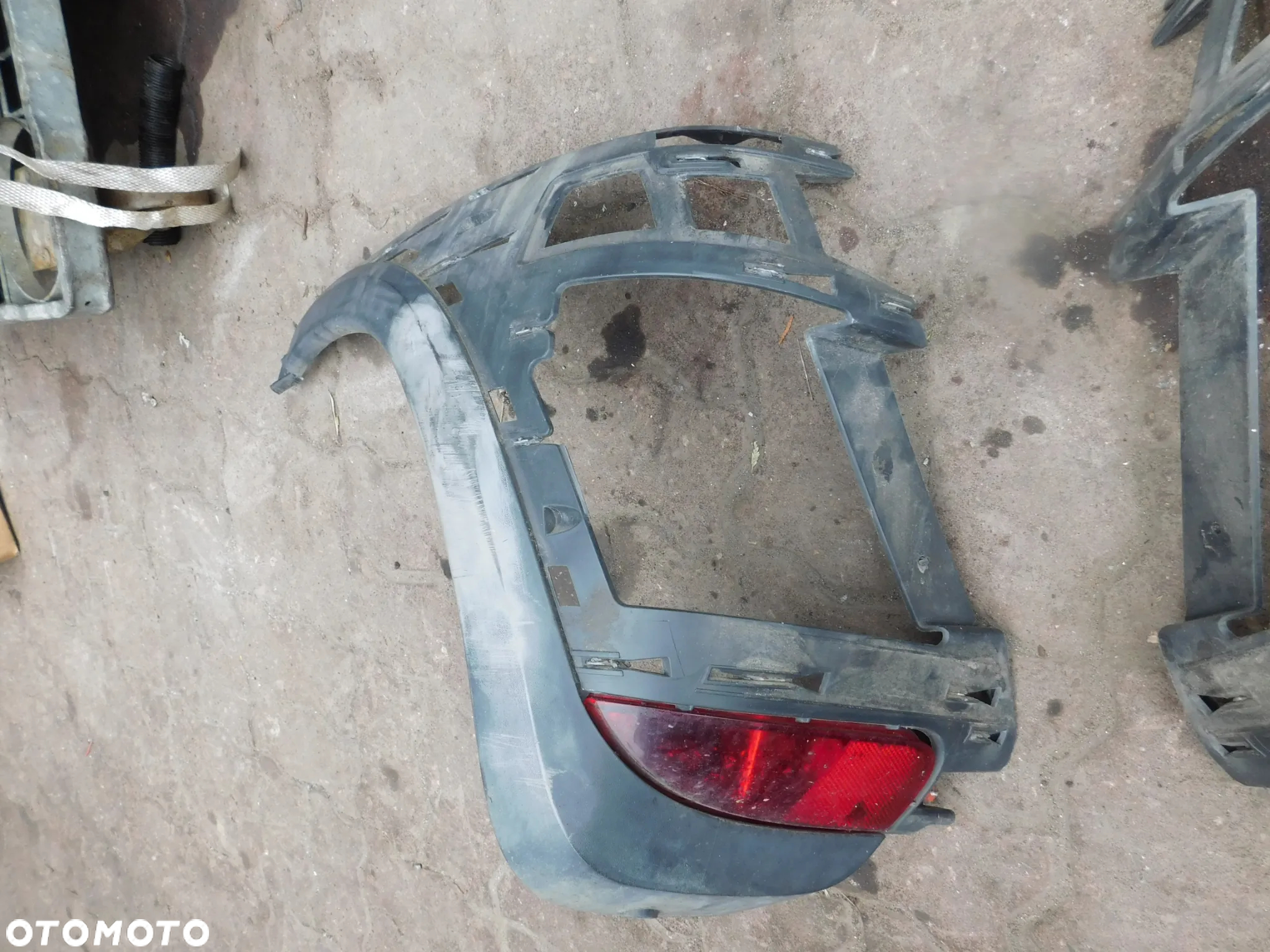 lampa przeciwmgielna odblask w zderzak OPEL CORSA C LIFT nadkole chlapacz listwa - 2