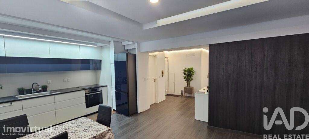 Apartamento T3 em Paranhos de 100 m2 - Grande imagem: 2/14