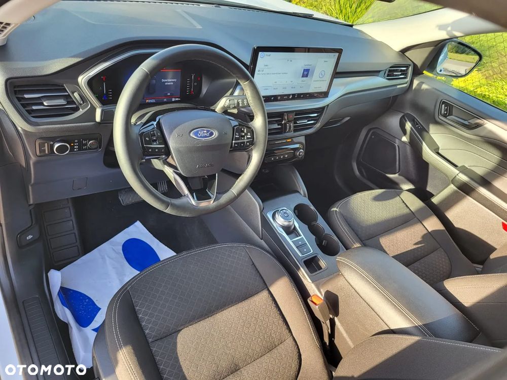 Ford Kuga - 3