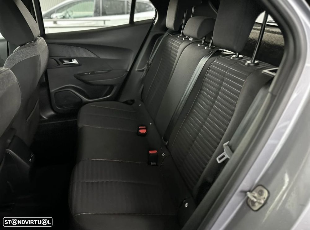 Peugeot e-2008 Active Pack - 22