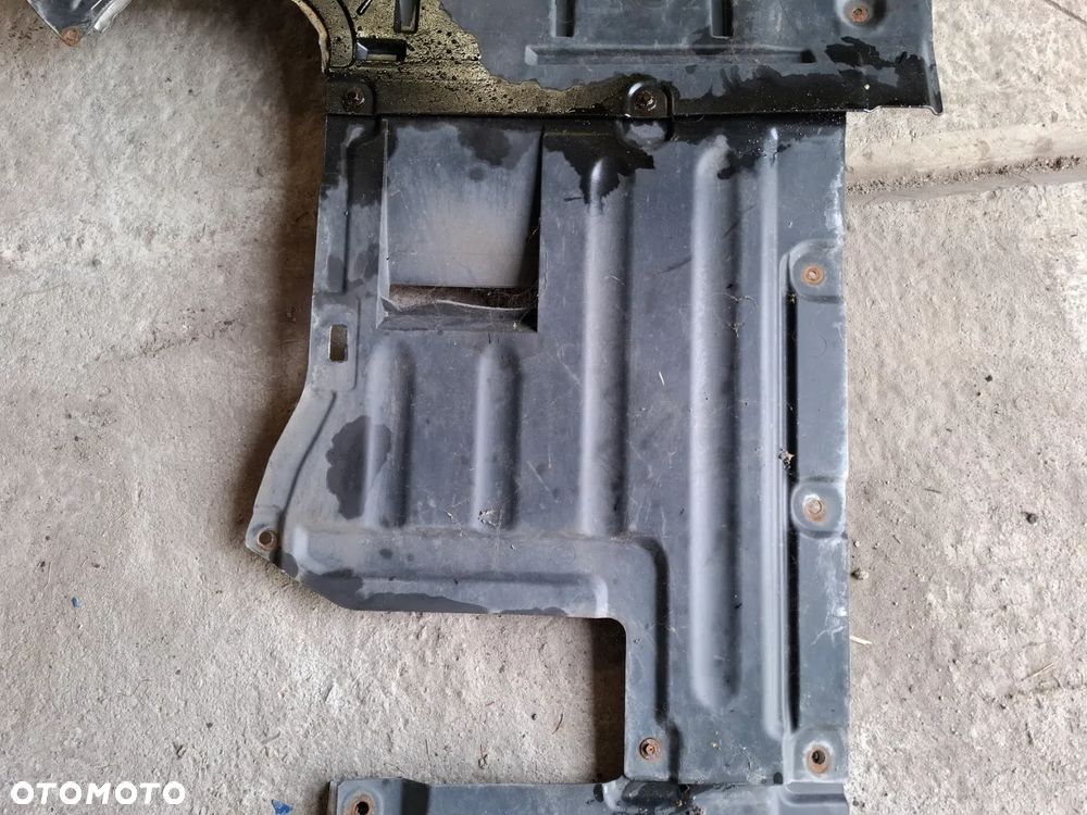 OSLONA PLYTA POD SILNIK PODWOZIA BMW E90 E91 SLASK WYSYLKA - 3