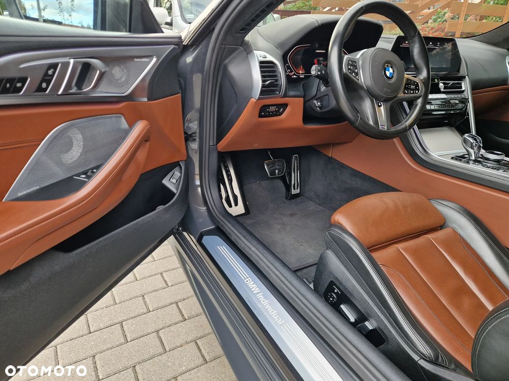 BMW Seria 8 - 31