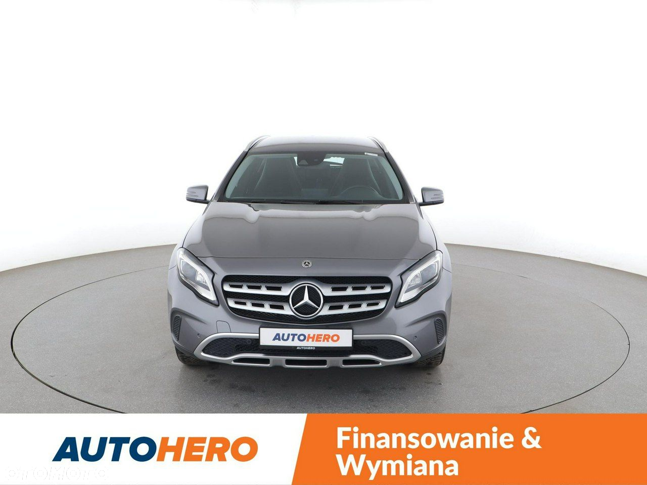 Mercedes-Benz GLA 180 7G-DCT Activity Edition - 11