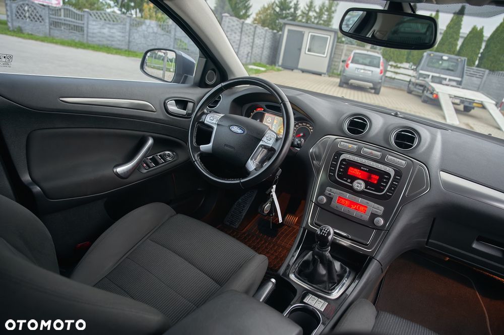 Ford Mondeo 2.0 Viva Titanium - 34