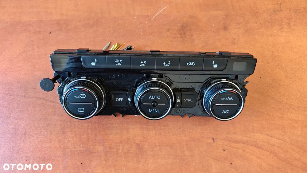 PANEL KLIMATYZACJI VW GOLF VII 5GE907044S - 1