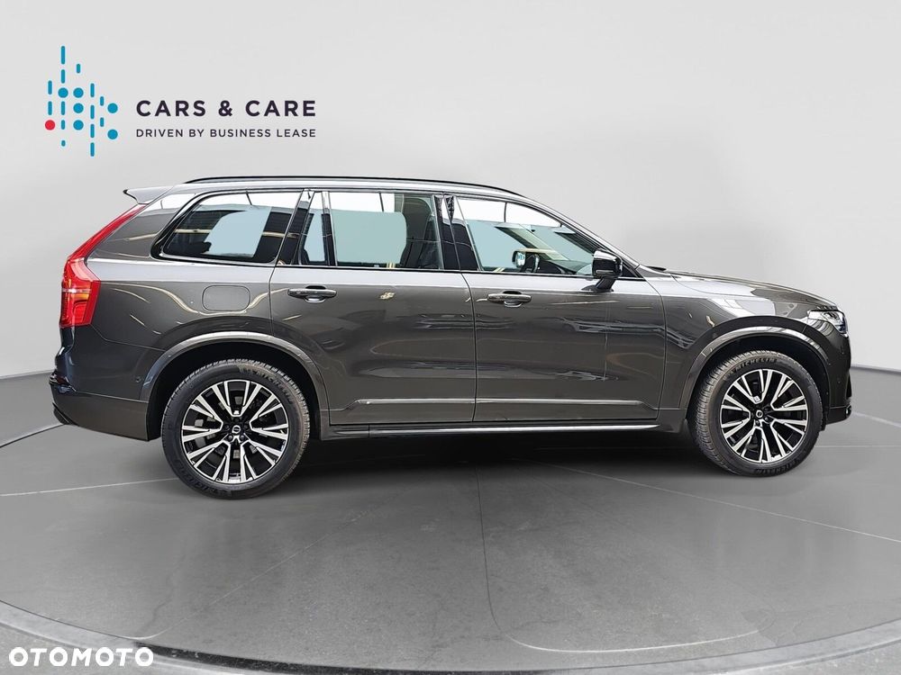 Volvo XC 90 T8 AWD Plug-In Hybrid Plus Dark 7os - 31