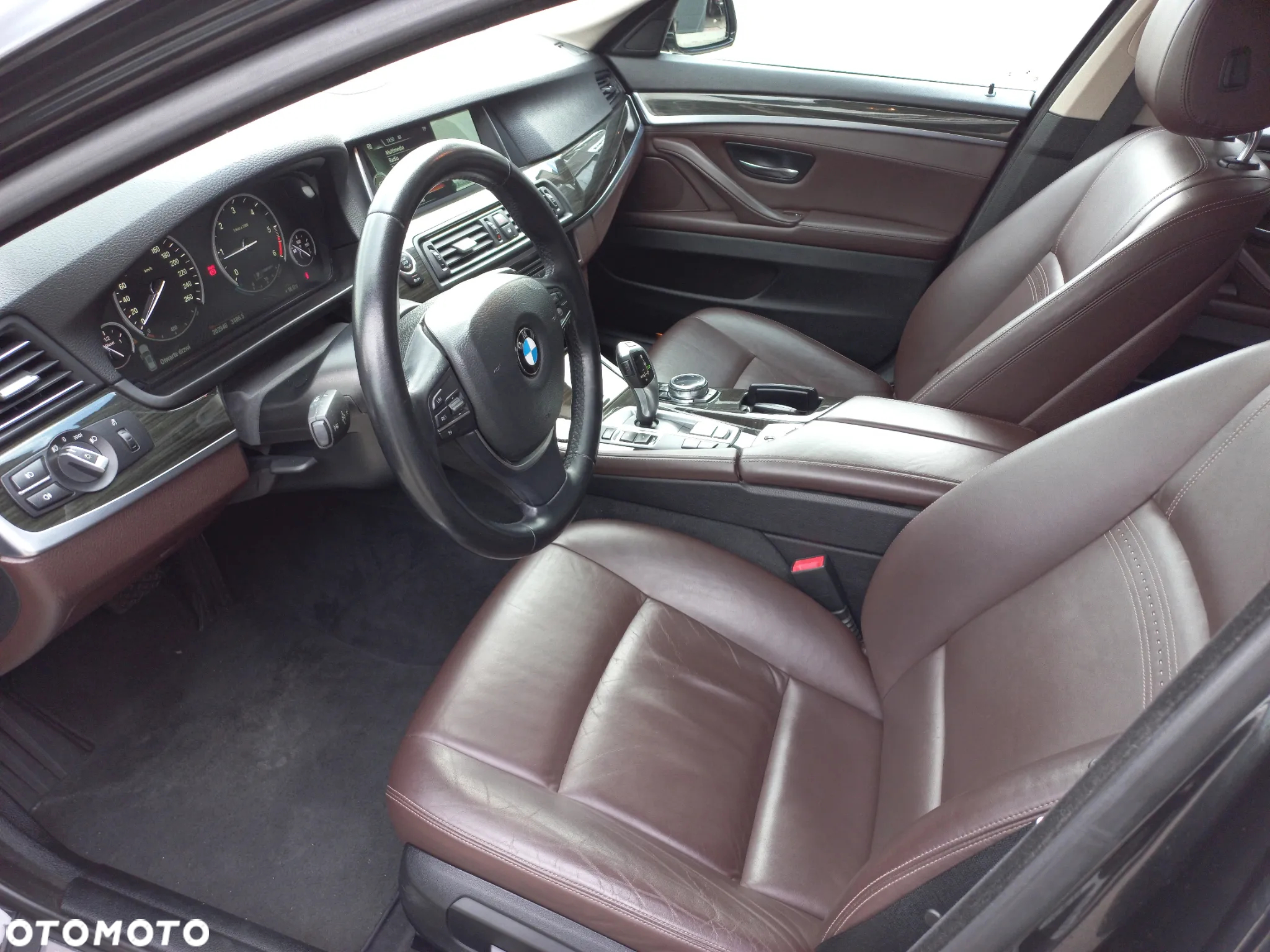 BMW Seria 5 520d xDrive Luxury Line - 16