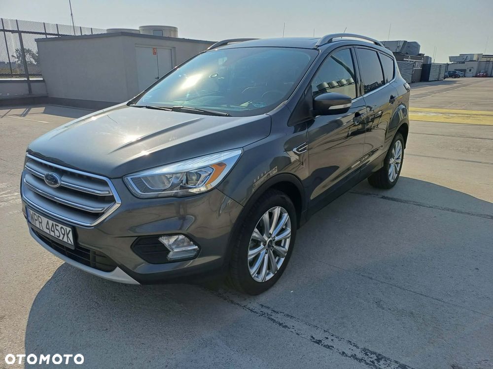 Ford Kuga - 2