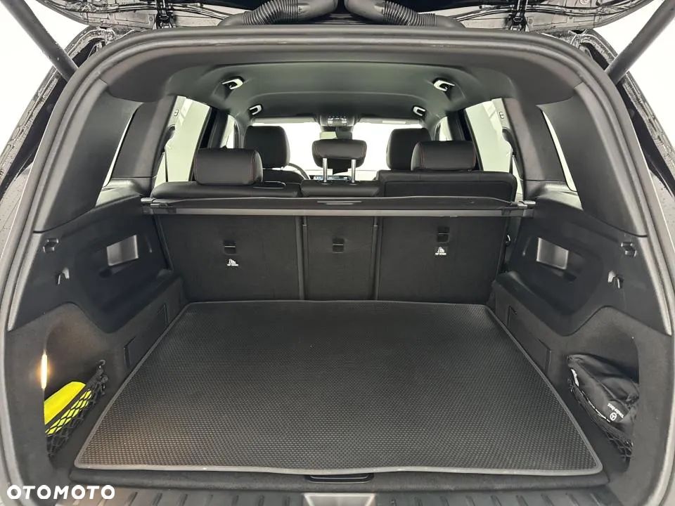 Mercedes-Benz GLB 220 d 4-Matic AMG Line 8G-DCT - 23