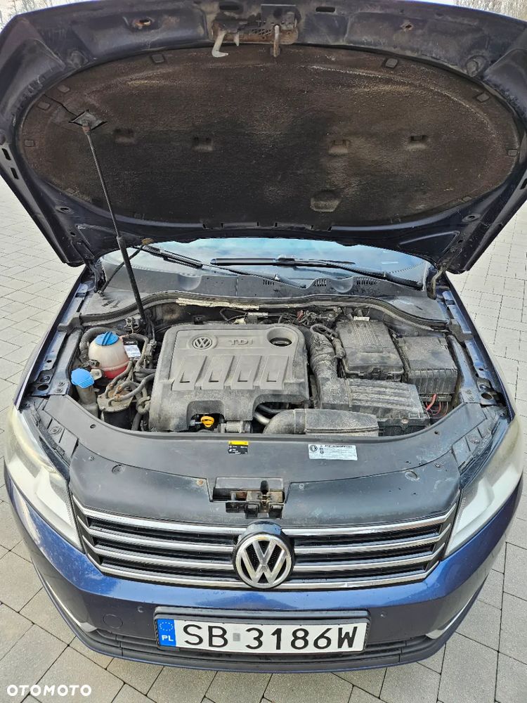Volkswagen Passat 2.0 TDI Trendline - 11