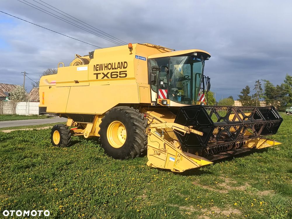 New Holland TX 65 Plus - 2