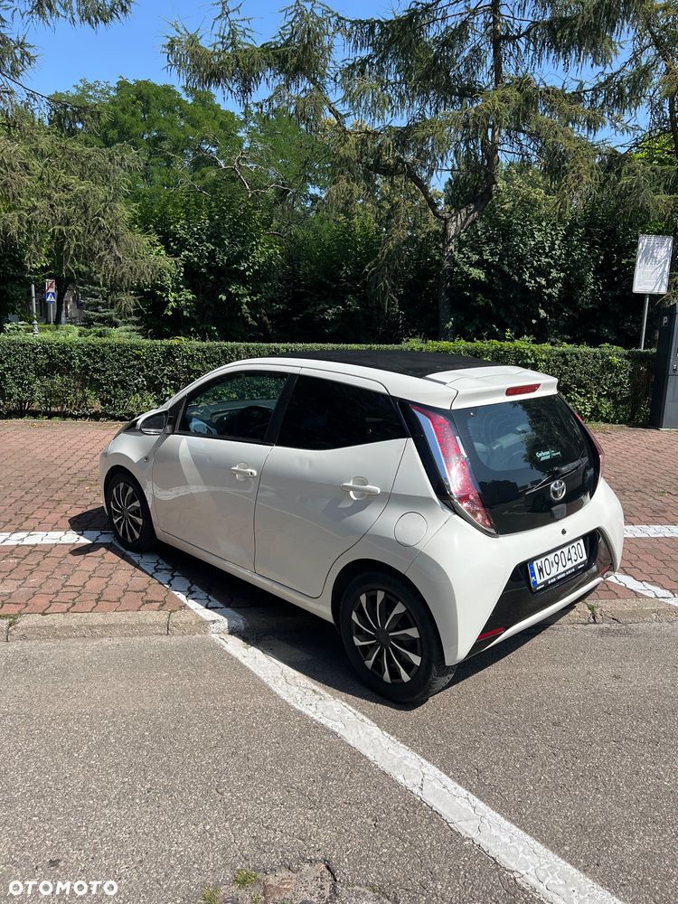 Toyota Aygo 1.0 VVT-i Sprint EU6 - 6