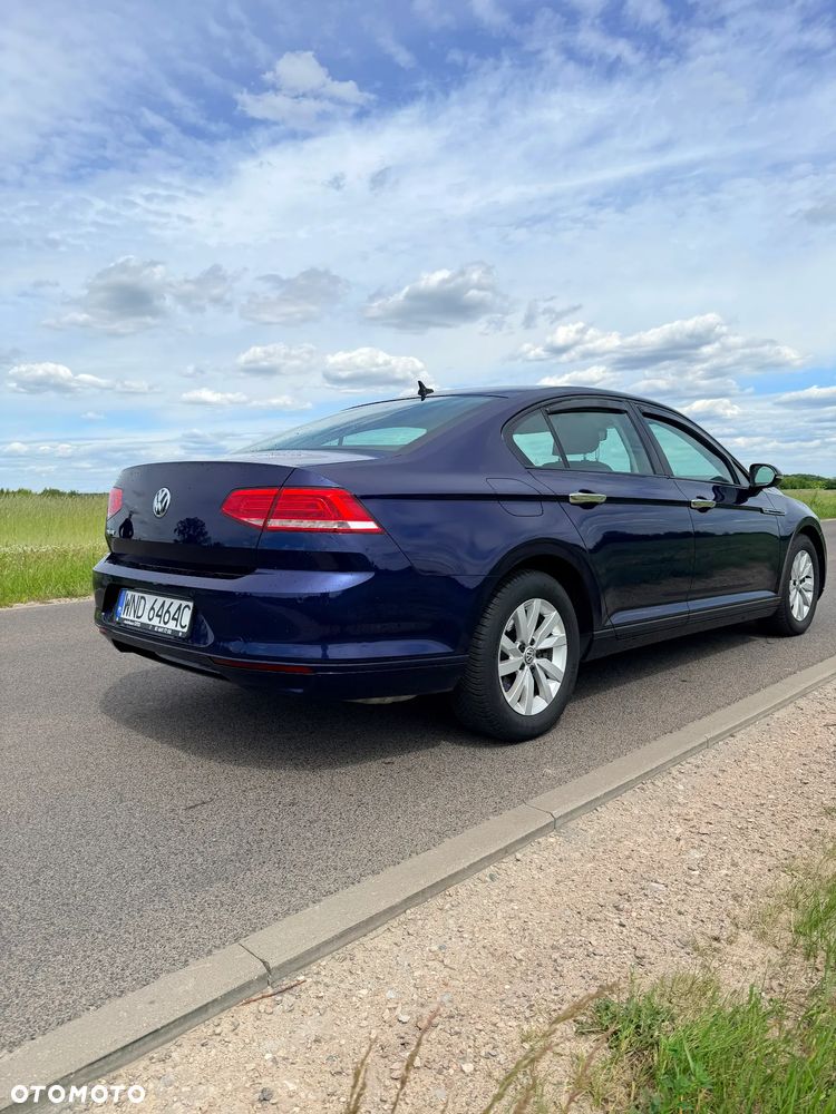Volkswagen Passat - 3