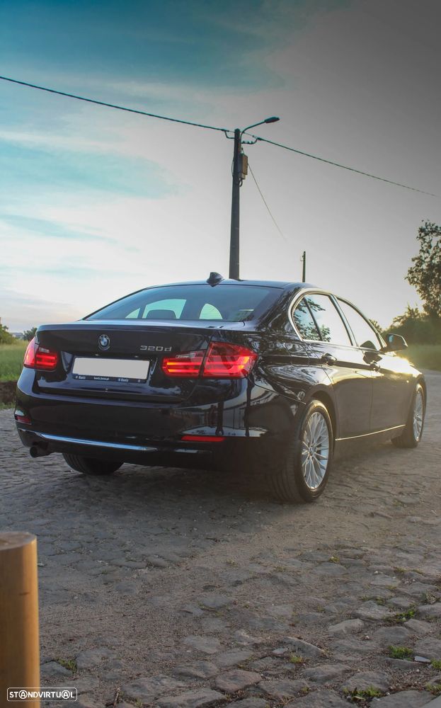 BMW 320 d Line Luxury - 3