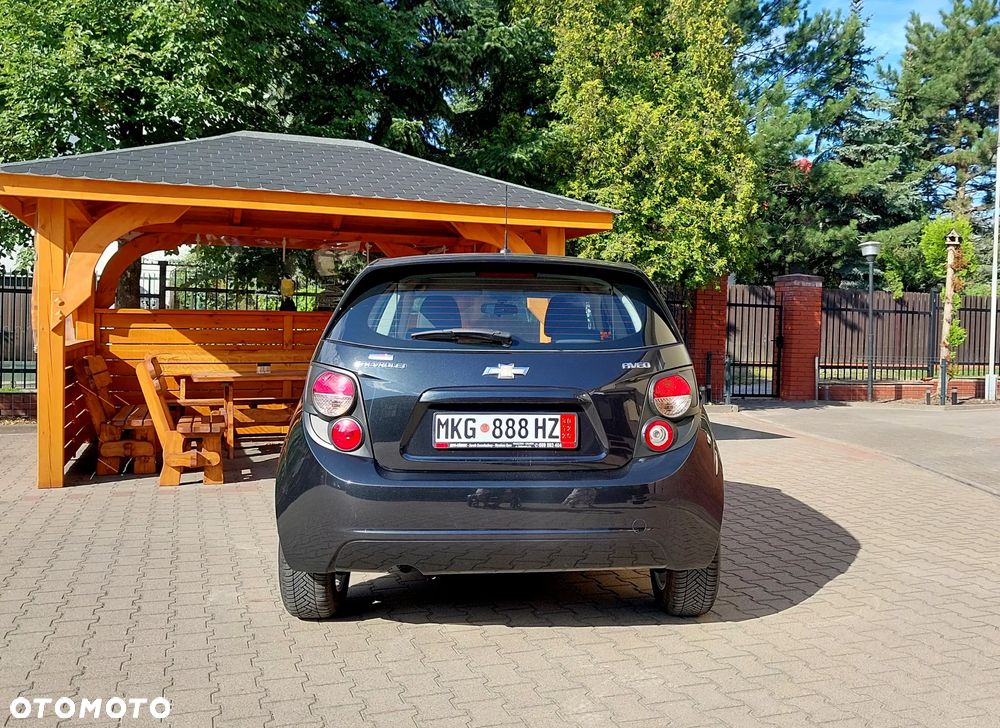 Chevrolet Aveo 1.4 LTZ - 10