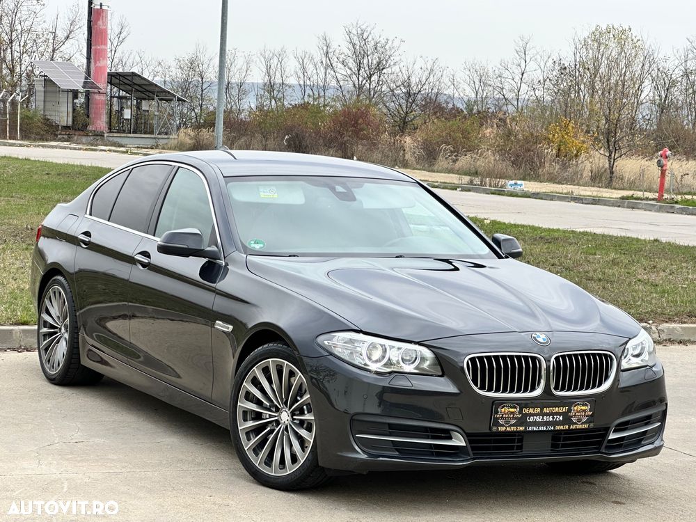 BMW Seria 5 530d xDrive Touring Sport-Aut. Luxury Line - 2