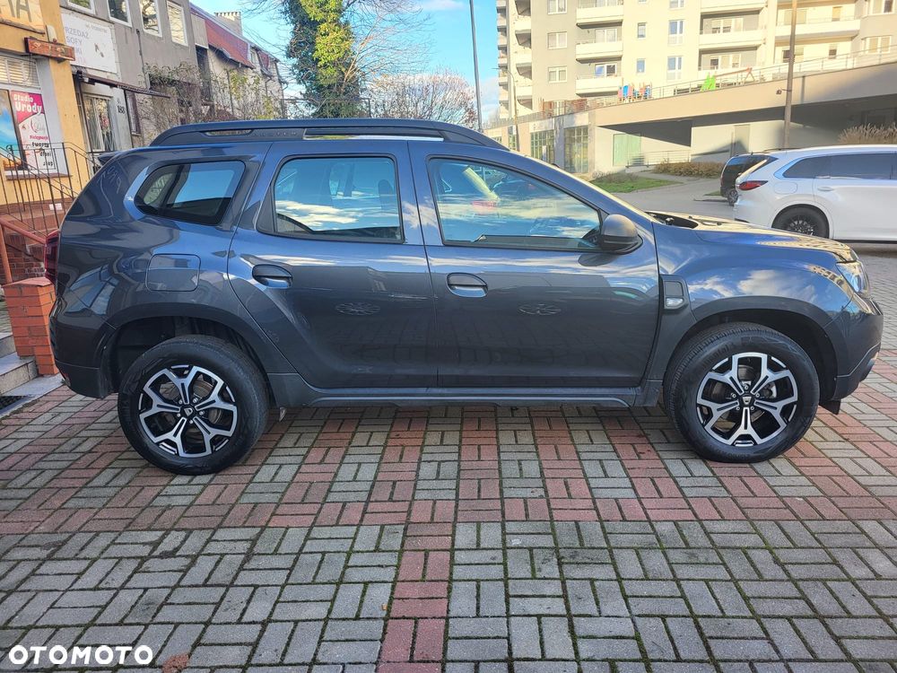 Dacia Duster 1.5 dCi Essential - 11