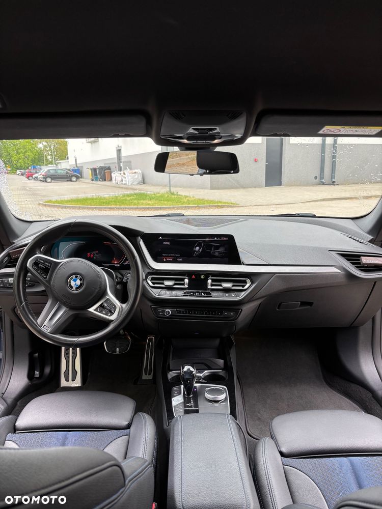 BMW Seria 2 218i M Sport - 16