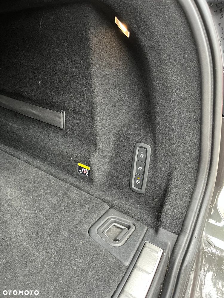 Volvo XC 60 D4 Inscription - 18