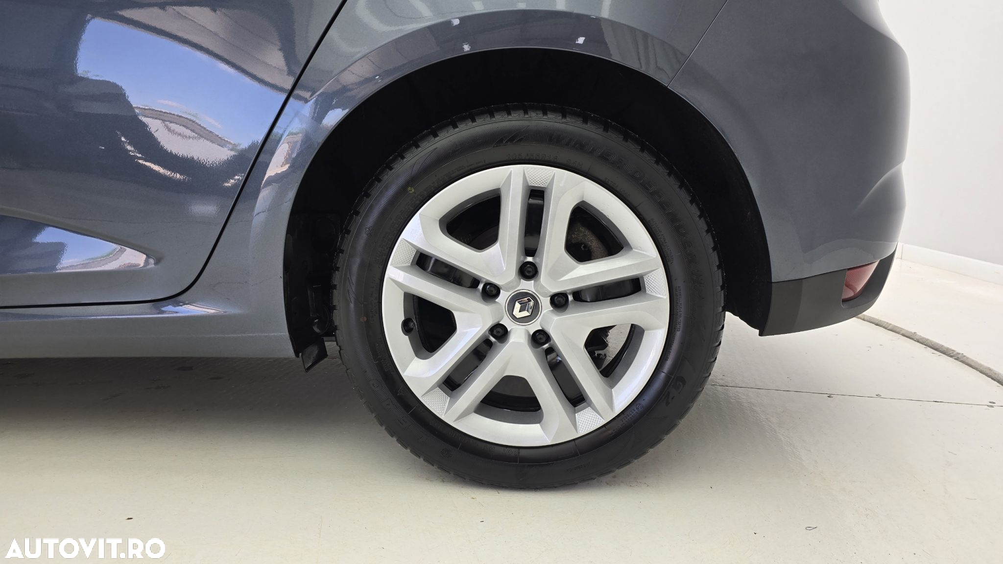 Renault Megane ENERGY dCi EDC Zen - 22