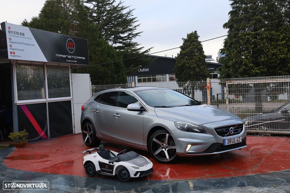 Volvo V40 D4 RDesign - 1