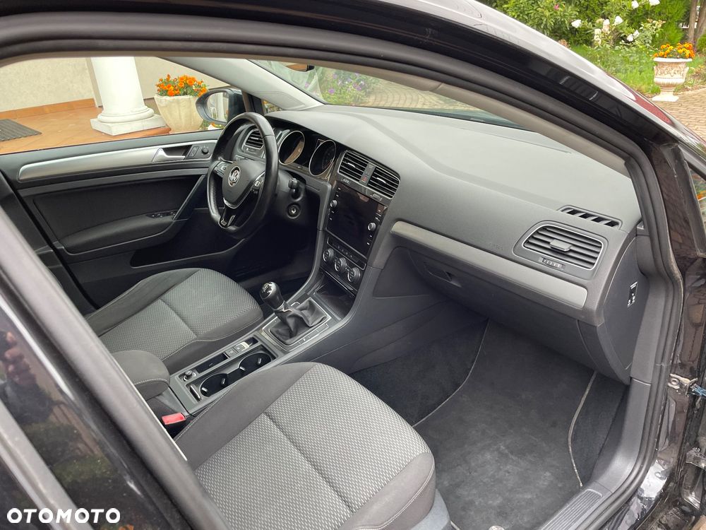 Volkswagen Golf 1.6 TDI (BlueMotion Technology) Comfortline - 25