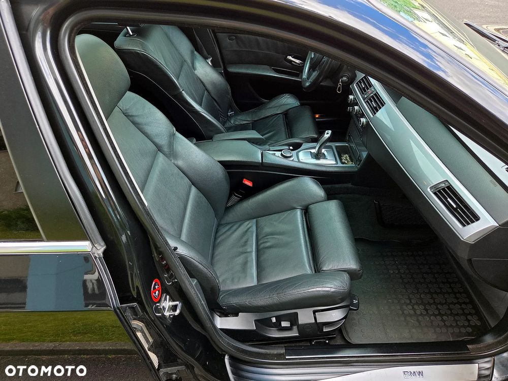 BMW Seria 5 - 32