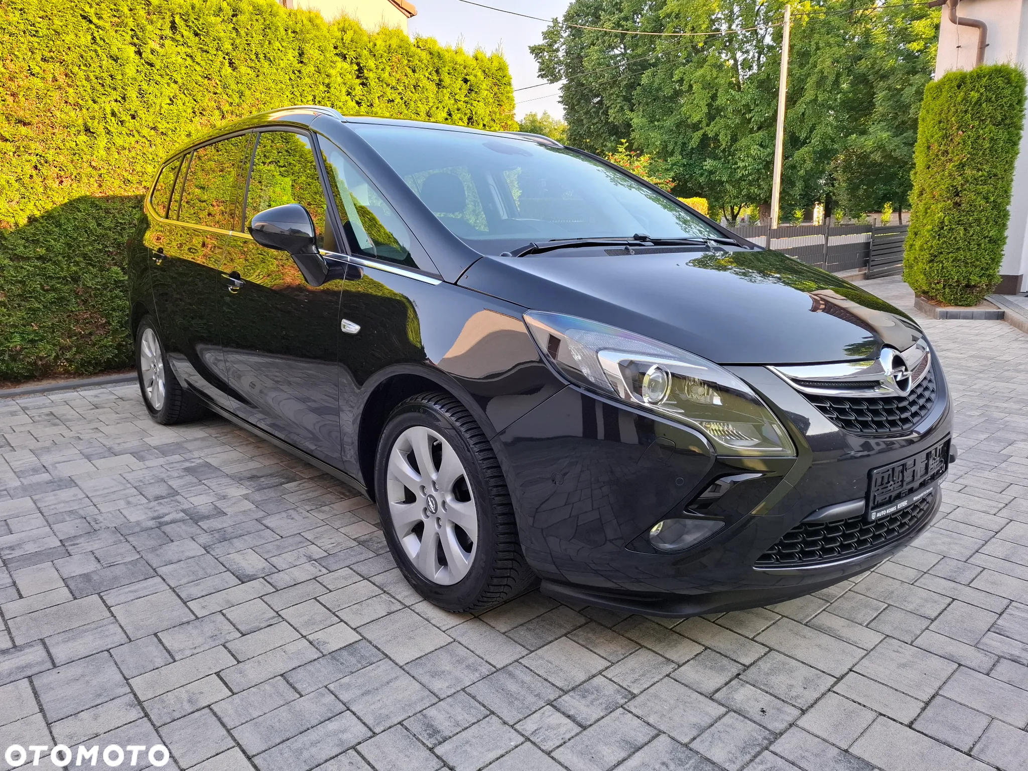 Opel Zafira - 2