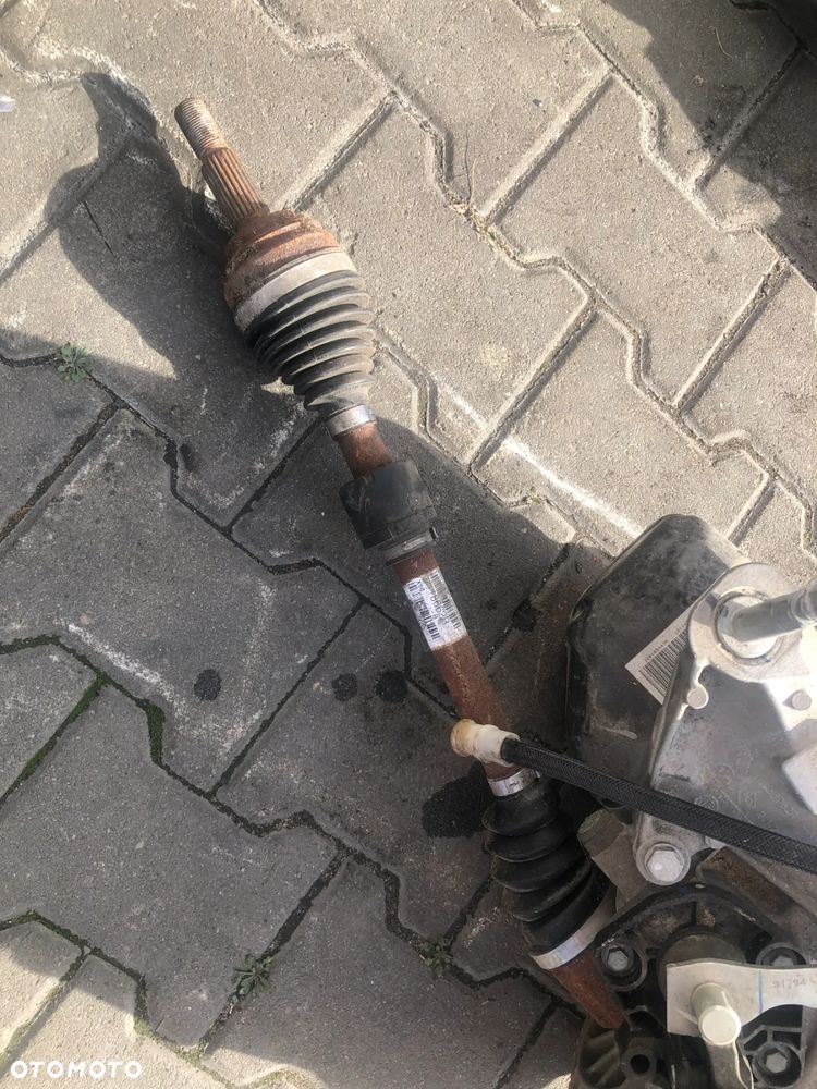 skrzynia biegow RENAULT CLIO 4 IV 1.2  JH3343 - 5